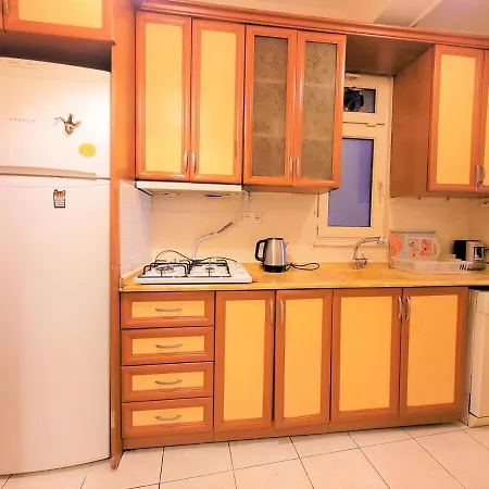 Taksim Bright 2br Apt Balcony, Cozy Interiors