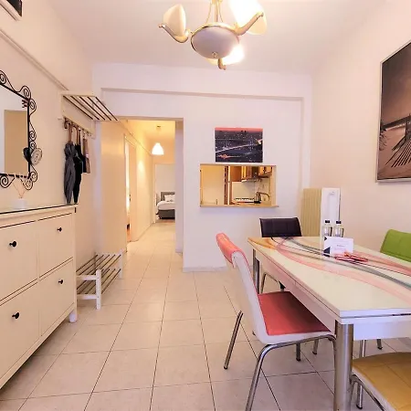 Taksim Bright 2br Apt Balcony, Cozy Interiors 公寓 伊斯坦布尔